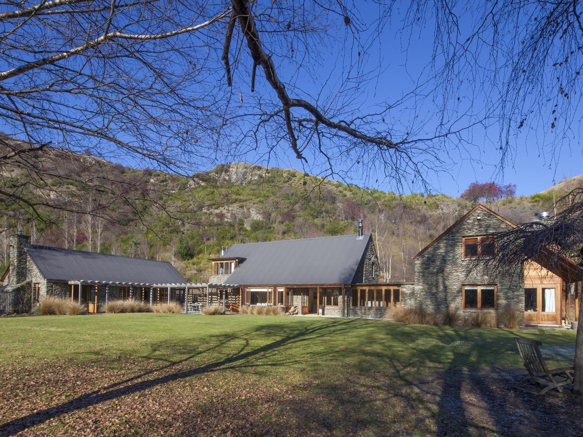 Wharenui Holiday Home By Majordomo Эрроутаун Экстерьер фото