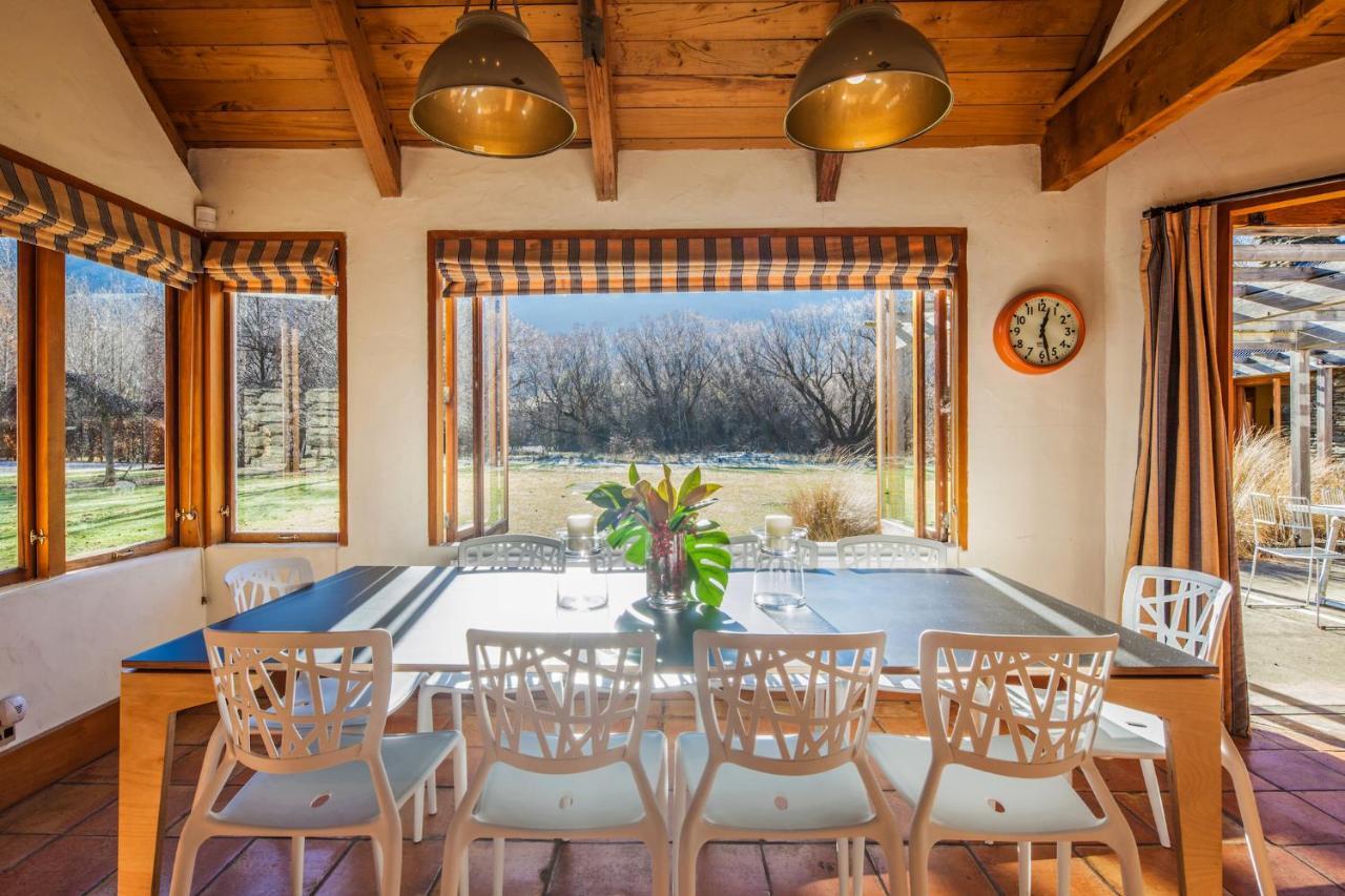 Wharenui Holiday Home By Majordomo Эрроутаун Номер фото